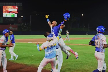 Colón vence a Chiriquí y esta noche se juega el séptimo y decisivo partido de la final