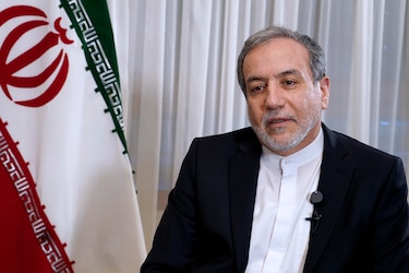 Irán adopta tono positivo tras negociaciones con Estados Unidos, que proseguirán la próxima semana