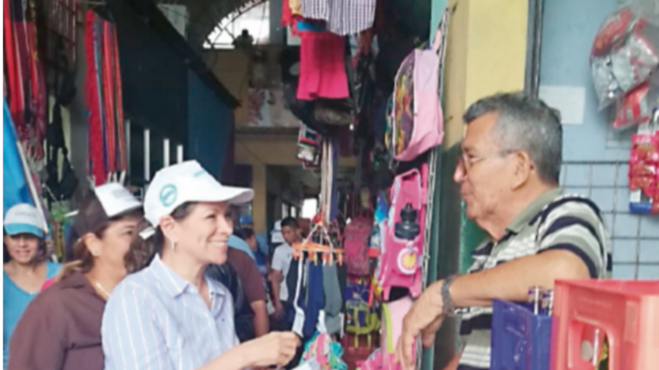 Gómez llegó a Bocas del Toro a brindar respaldo a candidatos independientes