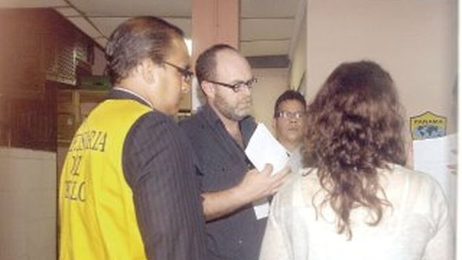 HRF dirige carta a Martinelli y pide regreso de activistas