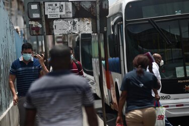 Minsa reporta 17 nuevas defunciones por coronavirus y 713 nuevos casos 