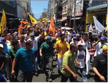 Oposición marcha para pedir la renuncia de Nicolás Maduro