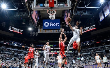 Comisionado de la NBA anuncia que el 96% de los jugadores están vacunados contra la Covid-19