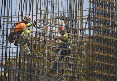 La construcción se recupera a paso lento