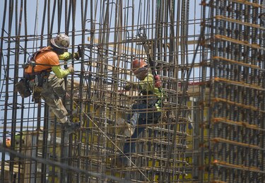 La construcción se recupera a paso lento