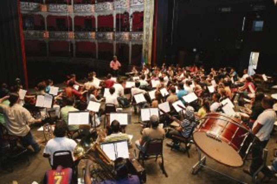 Joven concierto de cultura