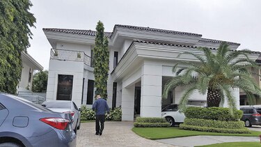 Fiscalía inspeccionará equipos informáticos encontrados en la residencia de Riccardo Francolini