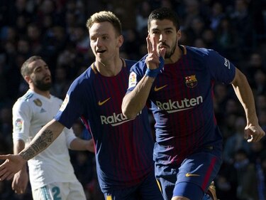 Barcelona festeja el clásico navideño pero todavía no descarta al Madrid