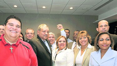 Diputados se alejan de la cúpula de CD