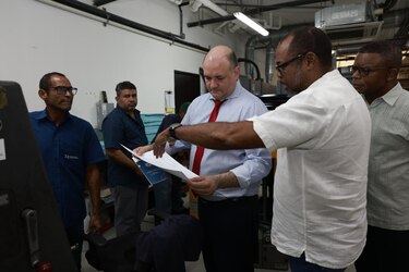 Comenzó la impresión de las boletas de votación para las elecciones del 5 de mayo