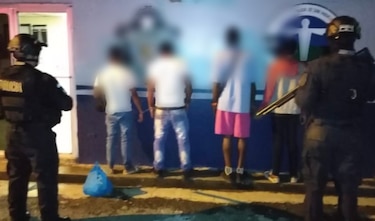 334 personas retenidas por desatender toque de queda 
