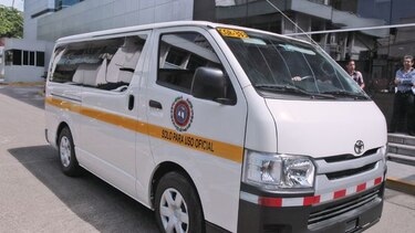 La Asamblea insiste en que colabora con los auditores, pero acusa al contralor de abuso de autoridad