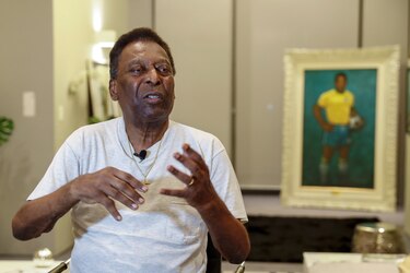 Hija de Pelé dice que su padre sigue ‘en la lucha’