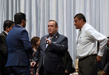 Presidente electo de Guatemala asegura que pandilleros ordenaron asesinarlo