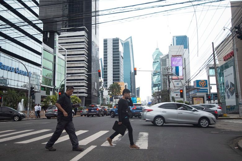 1,400 millones de personas en el mundo no están bancarizadas