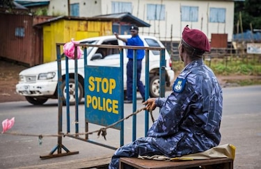 Oposición a medidas contra el ébola en Sierra Leona