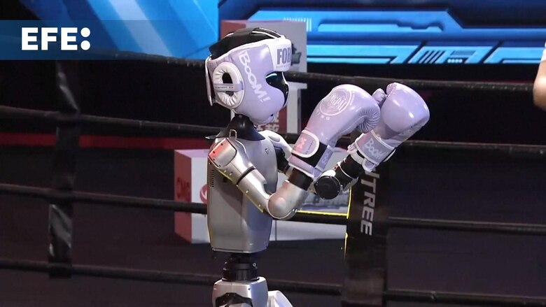 China estrena el primer campeonato de boxeo entre robots humanoides con control humano