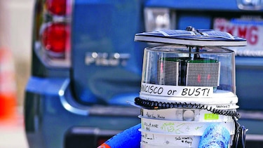 El robot hitchBOT inicia su aventura