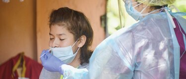 Niños en estado grave por Covid-19; no han detectado nueva variante del virus