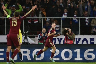Rusia se clasifica para la Eurocopa 2016, Suecia jugará la repesca