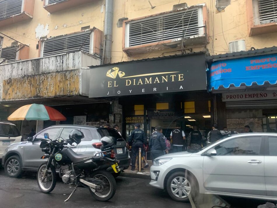 Condenan a tres personas por robo a joyería en vía Veneto