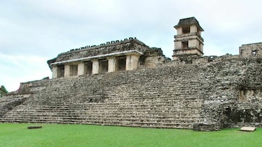 Google y  el Museo Británico reconstruyen escalera maya