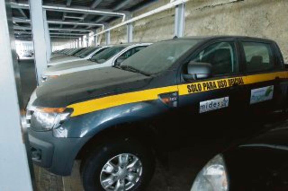 Fondos de Ángel guardián, usados para comprar carros