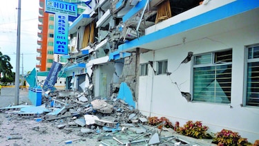 Terremotos dejan dos muertos y seis heridos