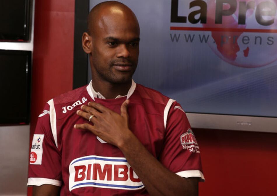 Adolfo Machado no se rindió y toca el cielo en Costa Rica