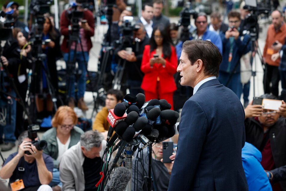 Un juez vuelve a posponer la audiencia para nueva sentencia de los hermanos Menéndez