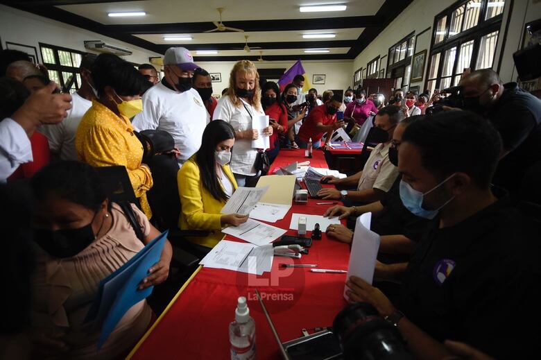 José Isabel Blandón y Katleen Levy se postulan para presidir el Partido Panameñista