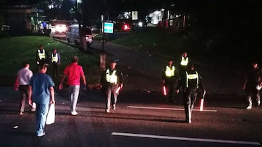 Puente peatonal frente al Complejo Hospitalario sigue cerrado; continúan las evaluaciones