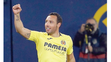 Real Madrid iguala en Villarreal y se complica la Liga