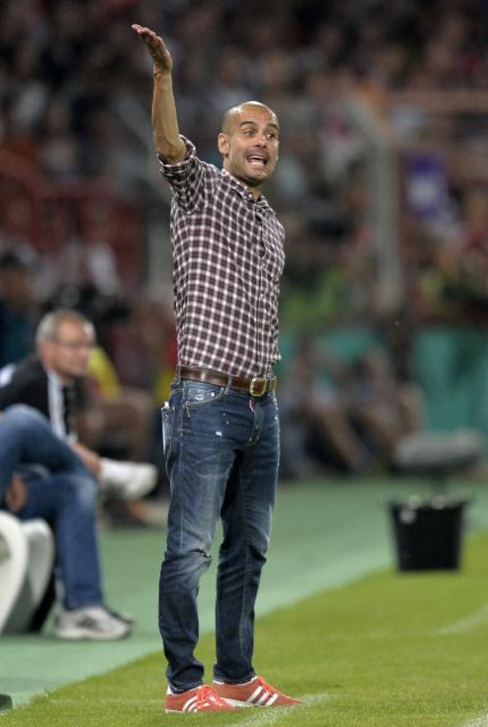 Guardiola rechaza entrar en una guerra con el Barcelona