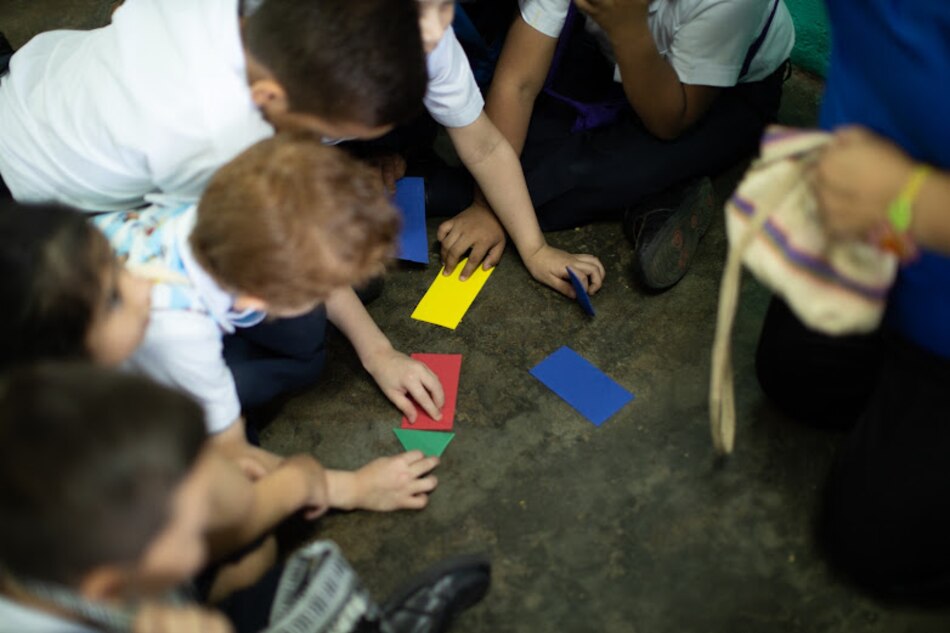 Programa educativo dirigido a las áreas indígenas recibe premio internacional
