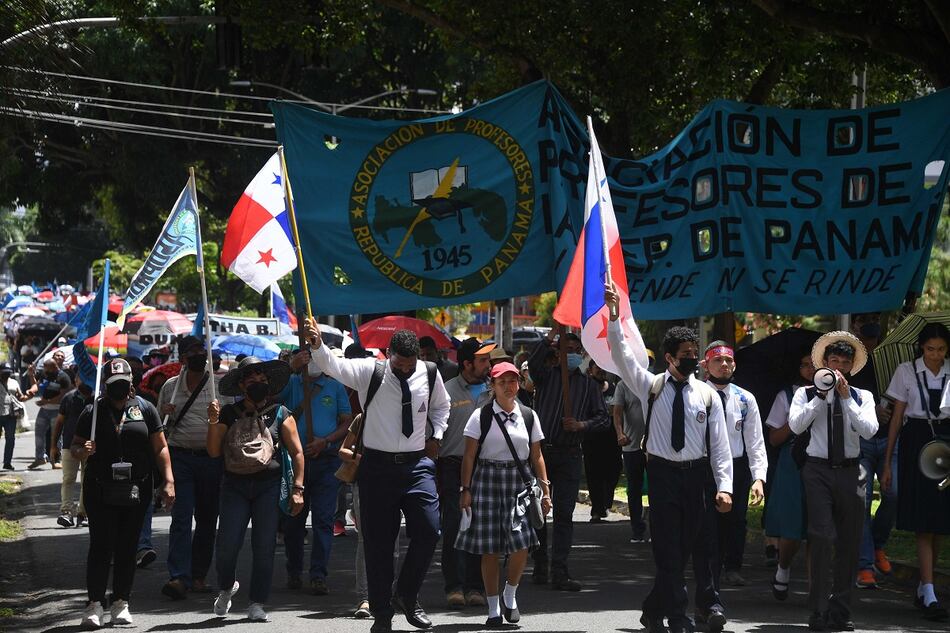 Alianza Pueblo Unido Por la Vida anuncia más protestas y pide una sola mesa de diálogo; siguen los cierres de vías en diferentes partes del país 