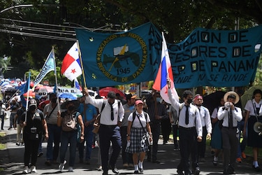 Alianza Pueblo Unido Por la Vida anuncia más protestas y pide una sola mesa de diálogo; siguen los cierres de vías en diferentes partes del país 