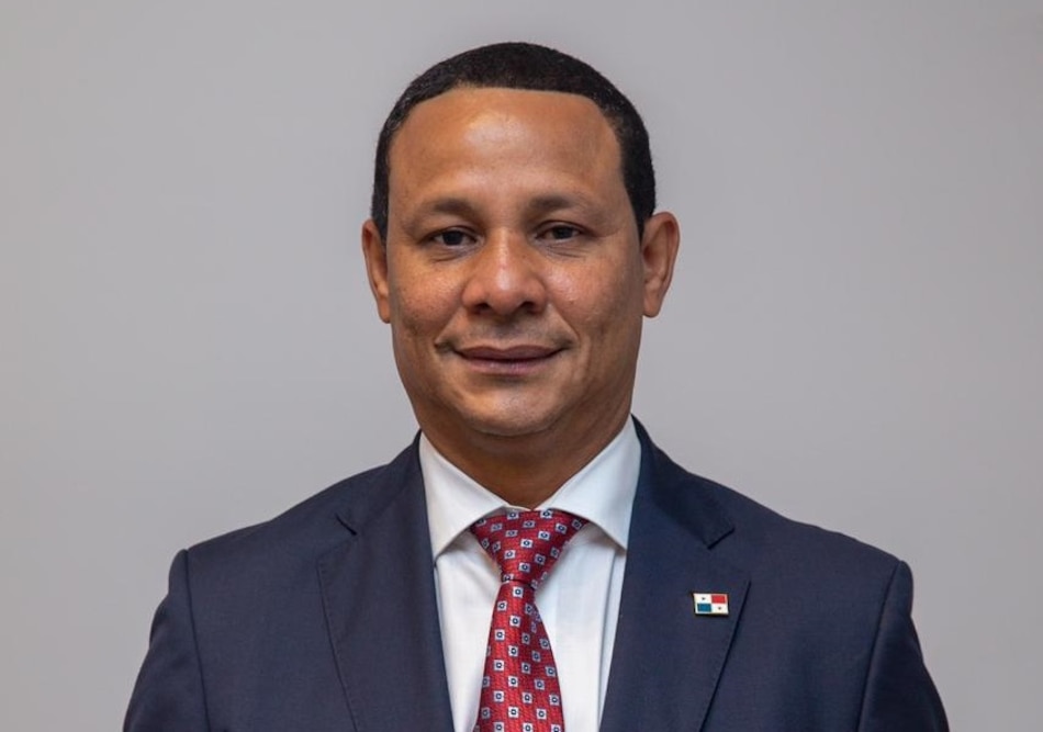 Cortizo designa al diputado Héctor Brands como nuevo director de Pandeportes