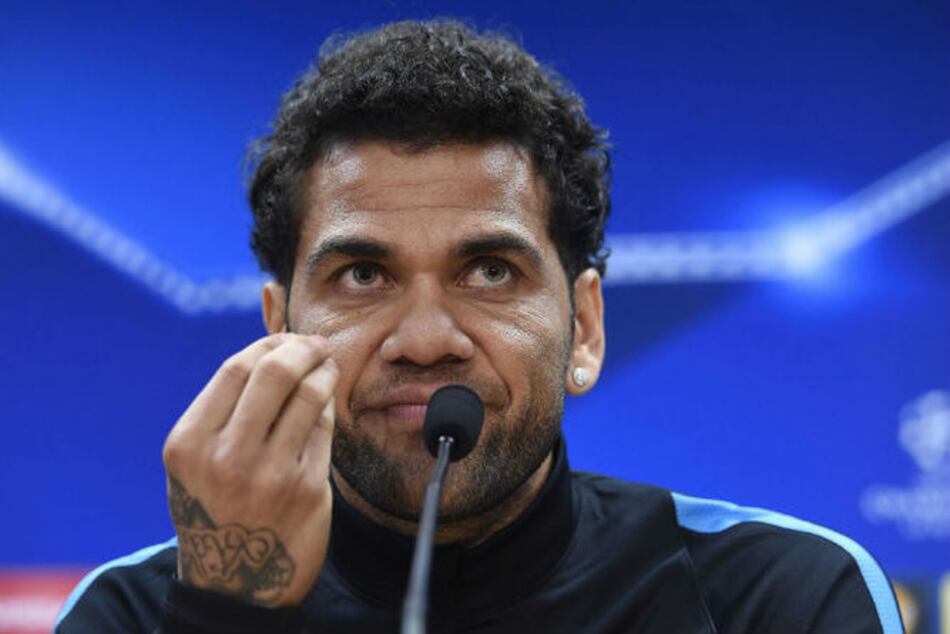 Dani Alves arremete contra la prensa española