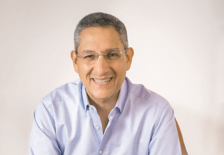 Se multiplican las voces que exigen la suspensión de los millonarios fondos de la descentralización paralela