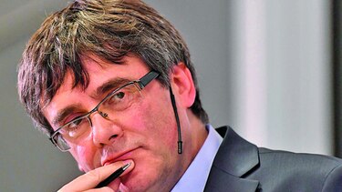 El expresidente catalán Puigdemont niega darse por vencido