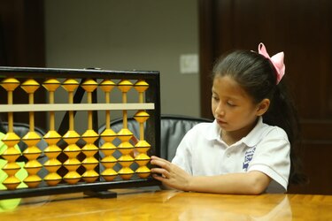 Calculadoras humanas: niños panameños compiten en España