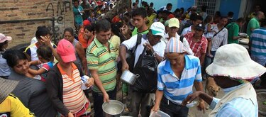 Juan Manuel Santos dice que la solución a la crisis no es cerrar la frontera
