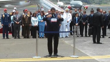 Nicolás Maduro llega a Panamá