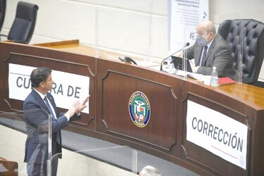 Repudian el informe ‘político’ del contralor Gerardo Solís