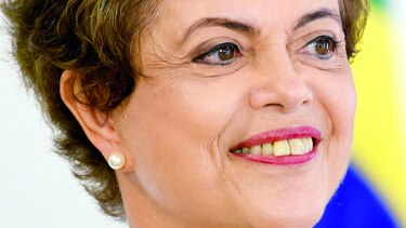 Dilma Rousseff apoya al cantante Chico Buarque