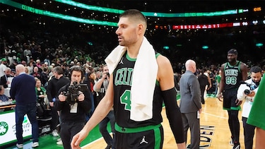 Los Celtics remontan a los Heat, los Pistons cortan la racha de los Knicks