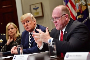 Quién es Tom Homan, el ‘zar de la frontera’ que Trump envió a Mineápolis tras la muerte de Alex Pretti