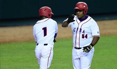 Despaigne firma con club japonés  histórico contrato millonario