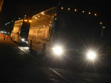 Migrantes cubanos viajan por Guatemala con destino a Estados Unidos